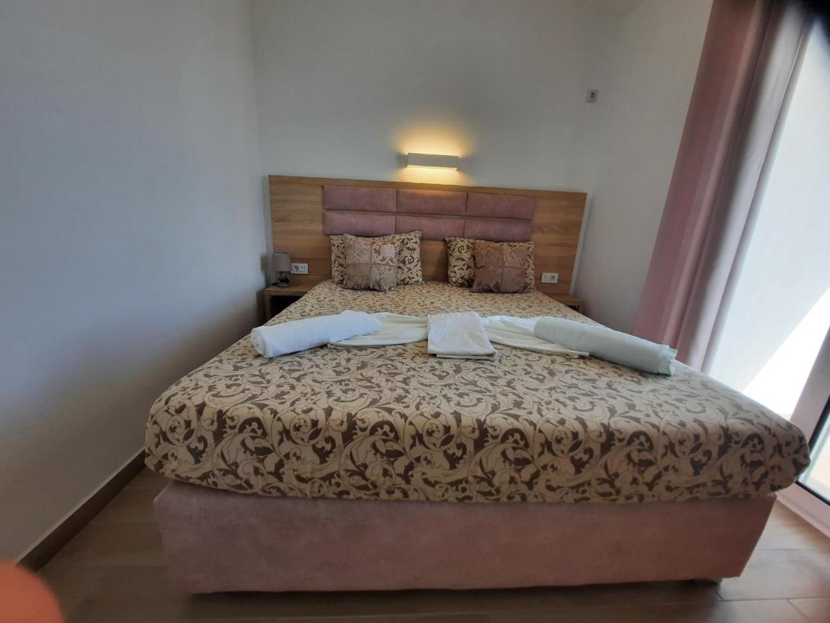 Studio Apartments Jupo Улцин Екстериор снимка