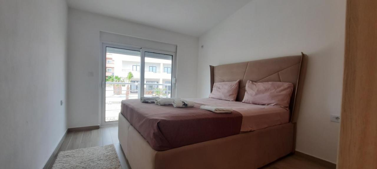 Studio Apartments Jupo Улцин Екстериор снимка