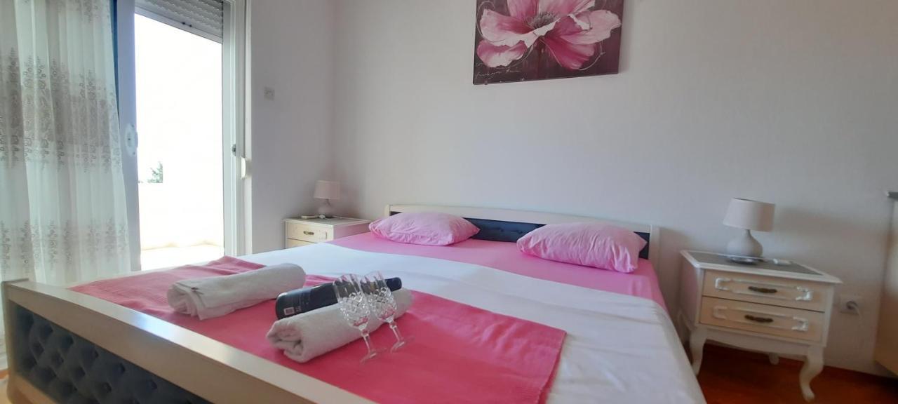 Studio Apartments Jupo Улцин Екстериор снимка
