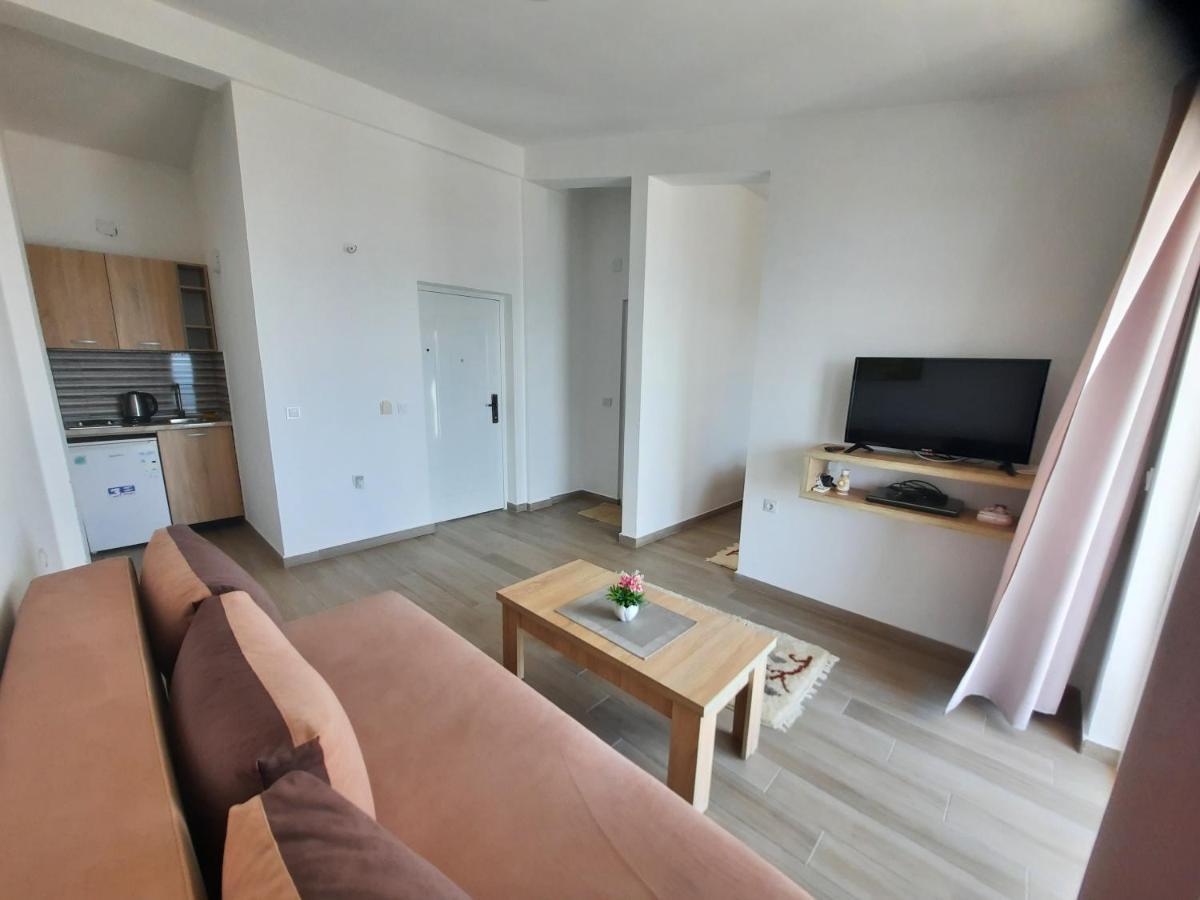 Studio Apartments Jupo Улцин Екстериор снимка