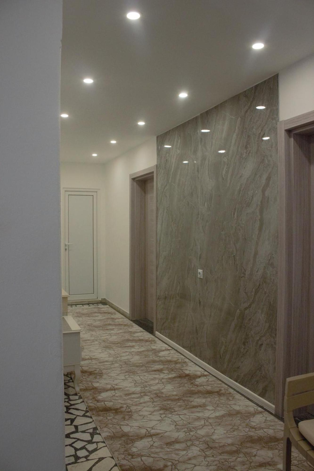 Studio Apartments Jupo Улцин Екстериор снимка