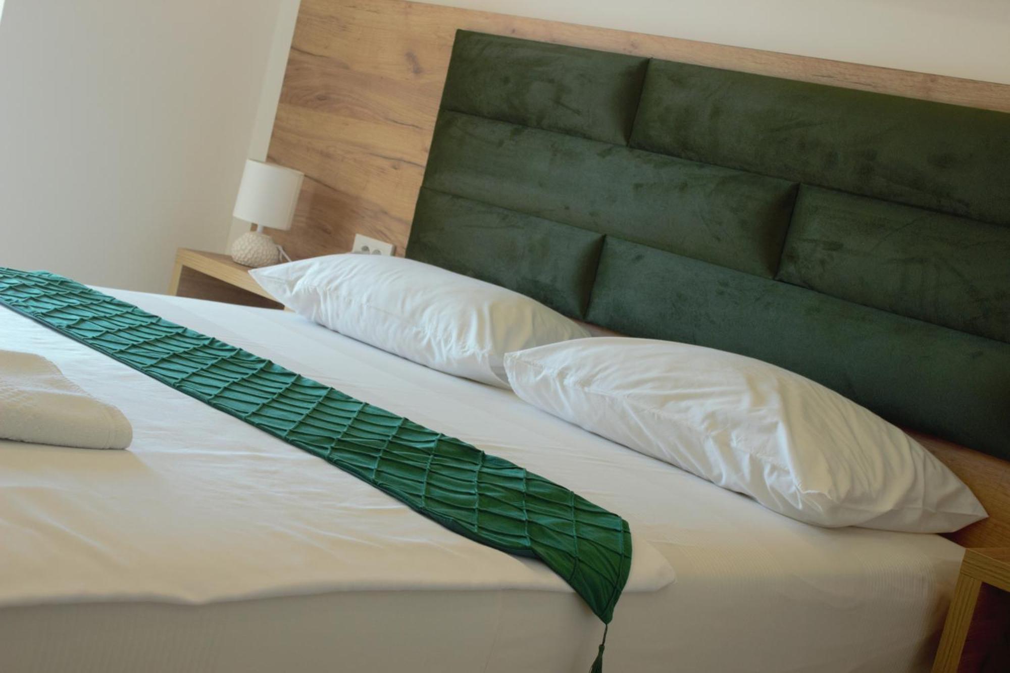 Studio Apartments Jupo Улцин Екстериор снимка