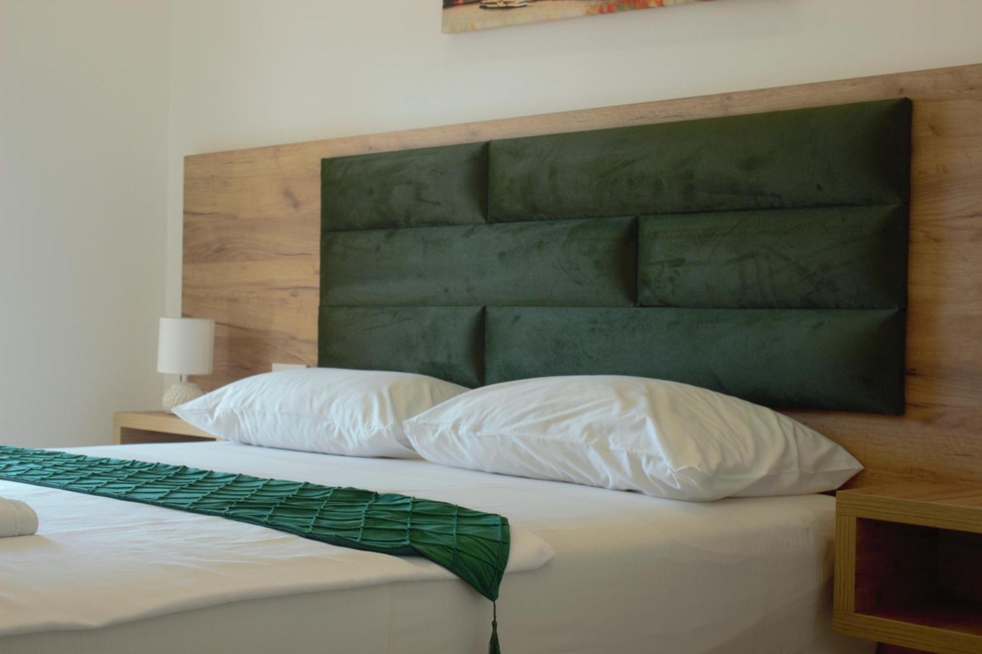 Studio Apartments Jupo Улцин Екстериор снимка